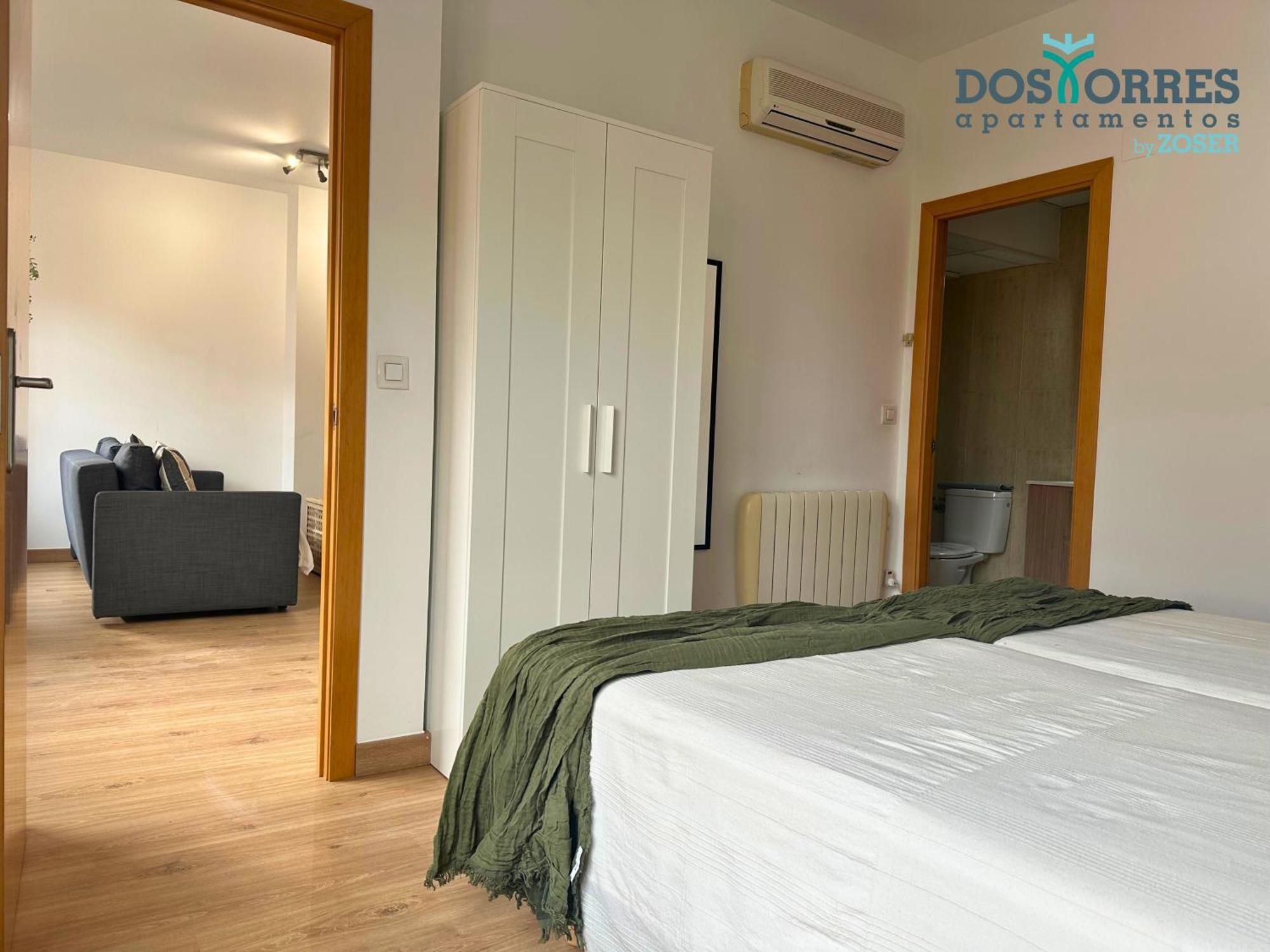 Dos Torres Pilar Suites- Balcones Con Vistas A La Ciudad ซาราโกซา ภายนอก รูปภาพ